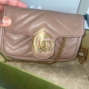 Barely used Gucci bag